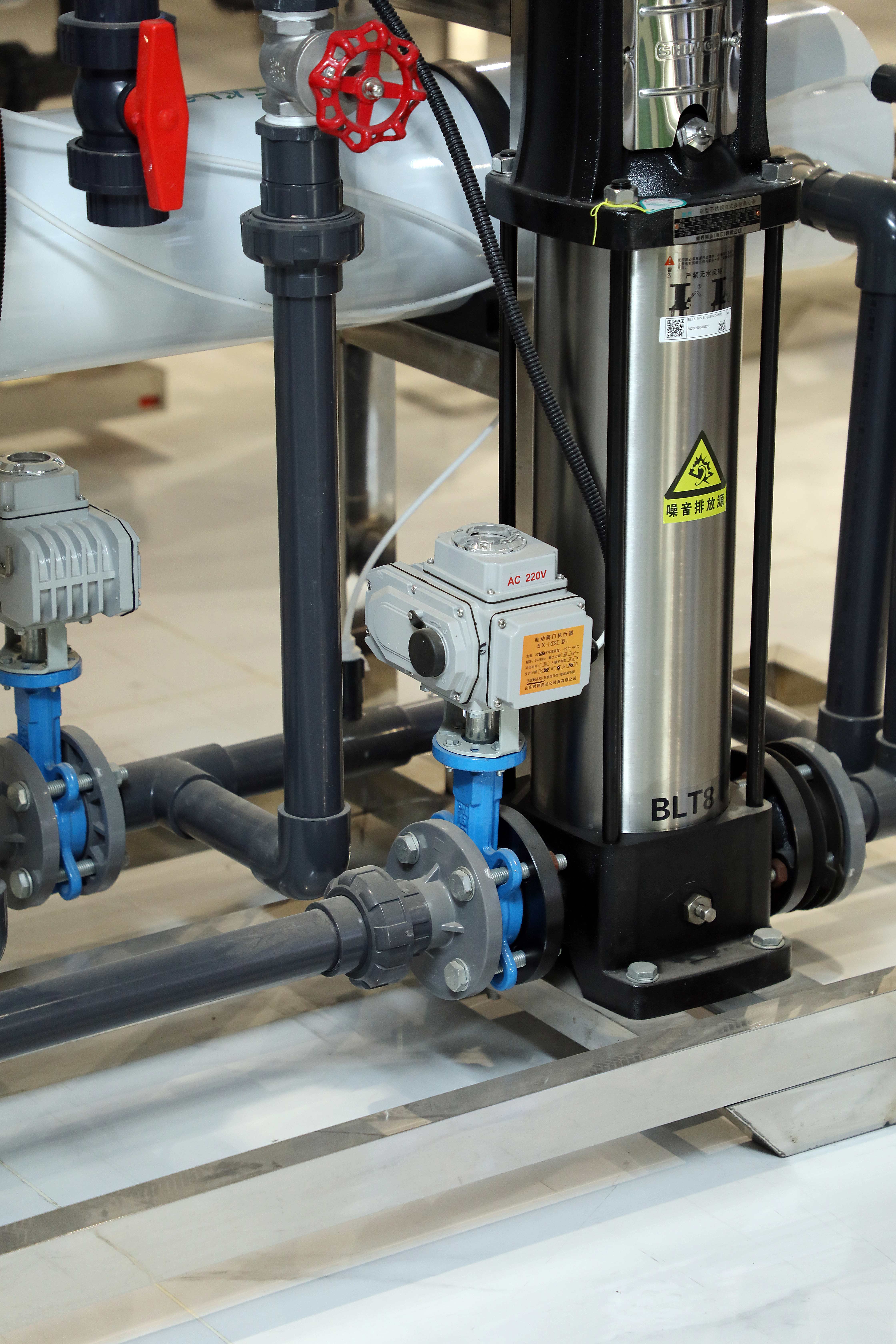water treatment machinery waste  domestic  industrial  ro filtration equipment carbon steel salt to drinking 